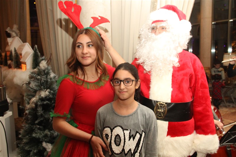 Christmas Night at Cascade Lounge